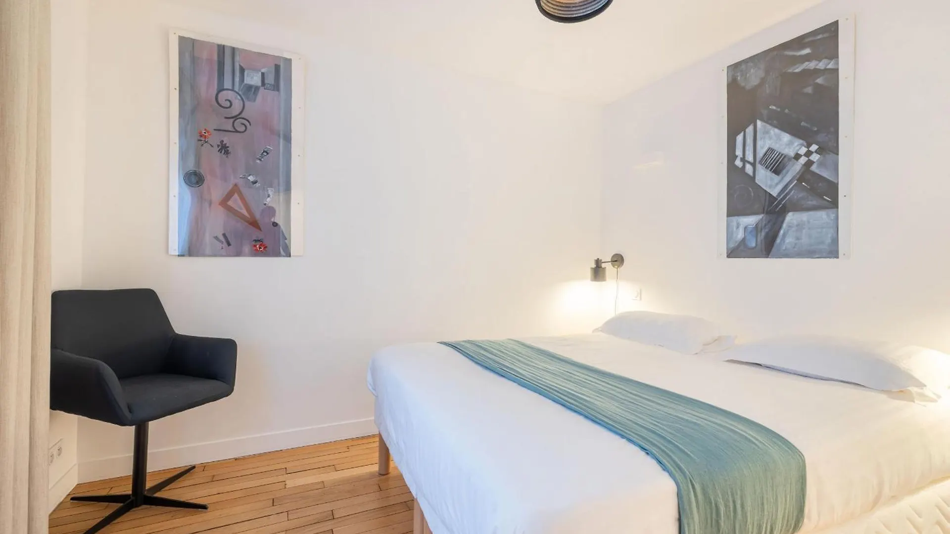 Mousquetaire Apartment Paris